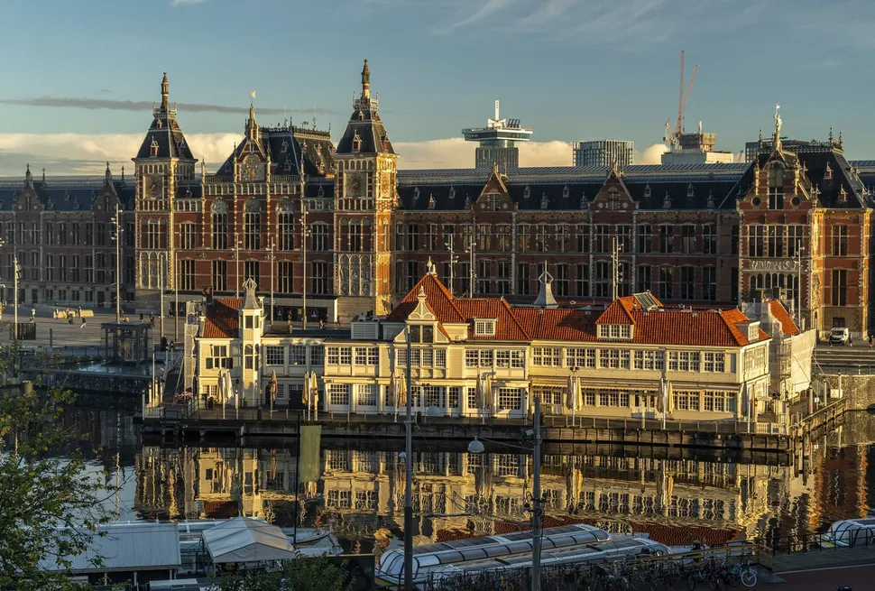 Professioneel vertaalteam van Zeldzame Vertalingen - VERTAALDIENSTEN AMSTERDAM