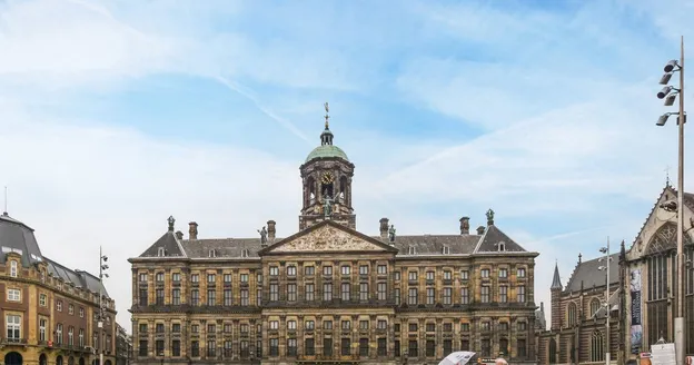 Amsterdam Gemeente Vertaling: Meertalige Communicatie & Dienstverlening