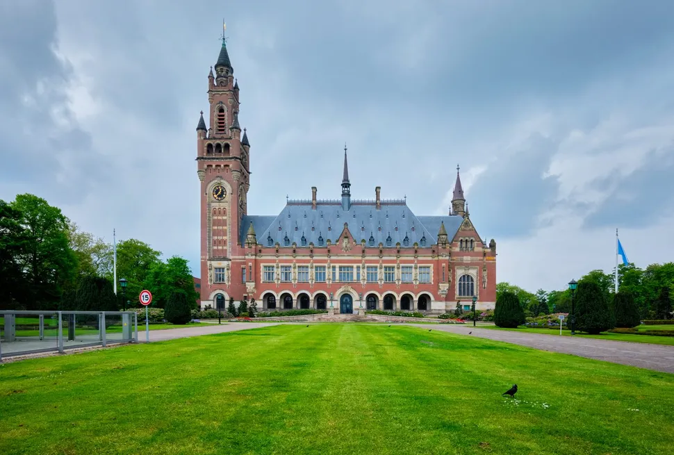 Professioneel vertaalteam van Zeldzame Vertalingen - VERTAALDIENSTEN DEN HAAG