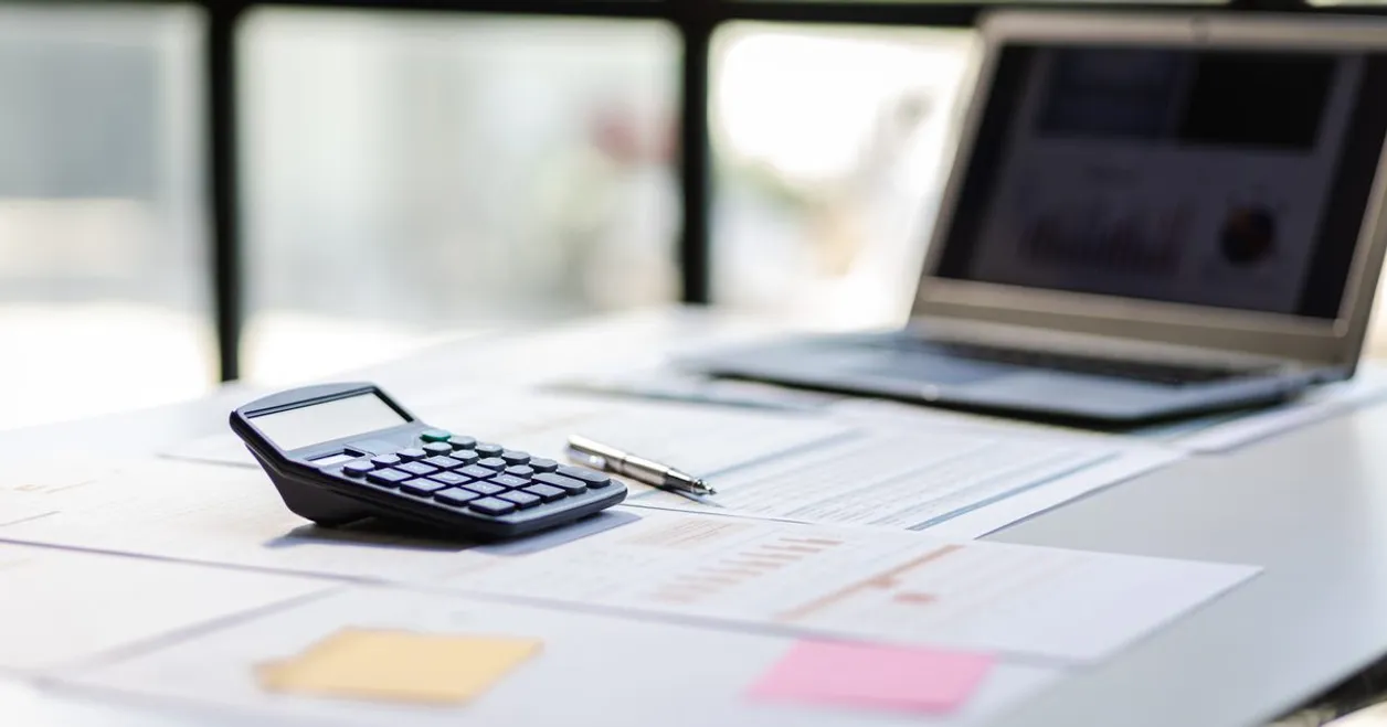 Financiële Dienstverlening: Compliance en Klantcommunicatie Vertaling